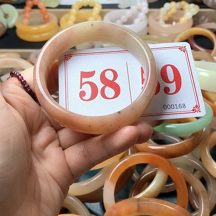 石英质玉（黄龙玉）未镶嵌手镯