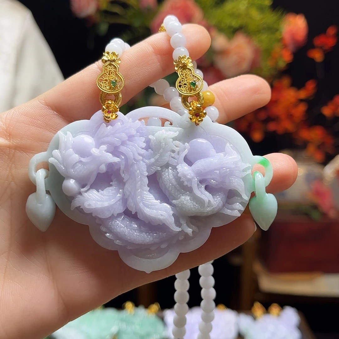 翡翠颈饰未镶嵌天然翡翠