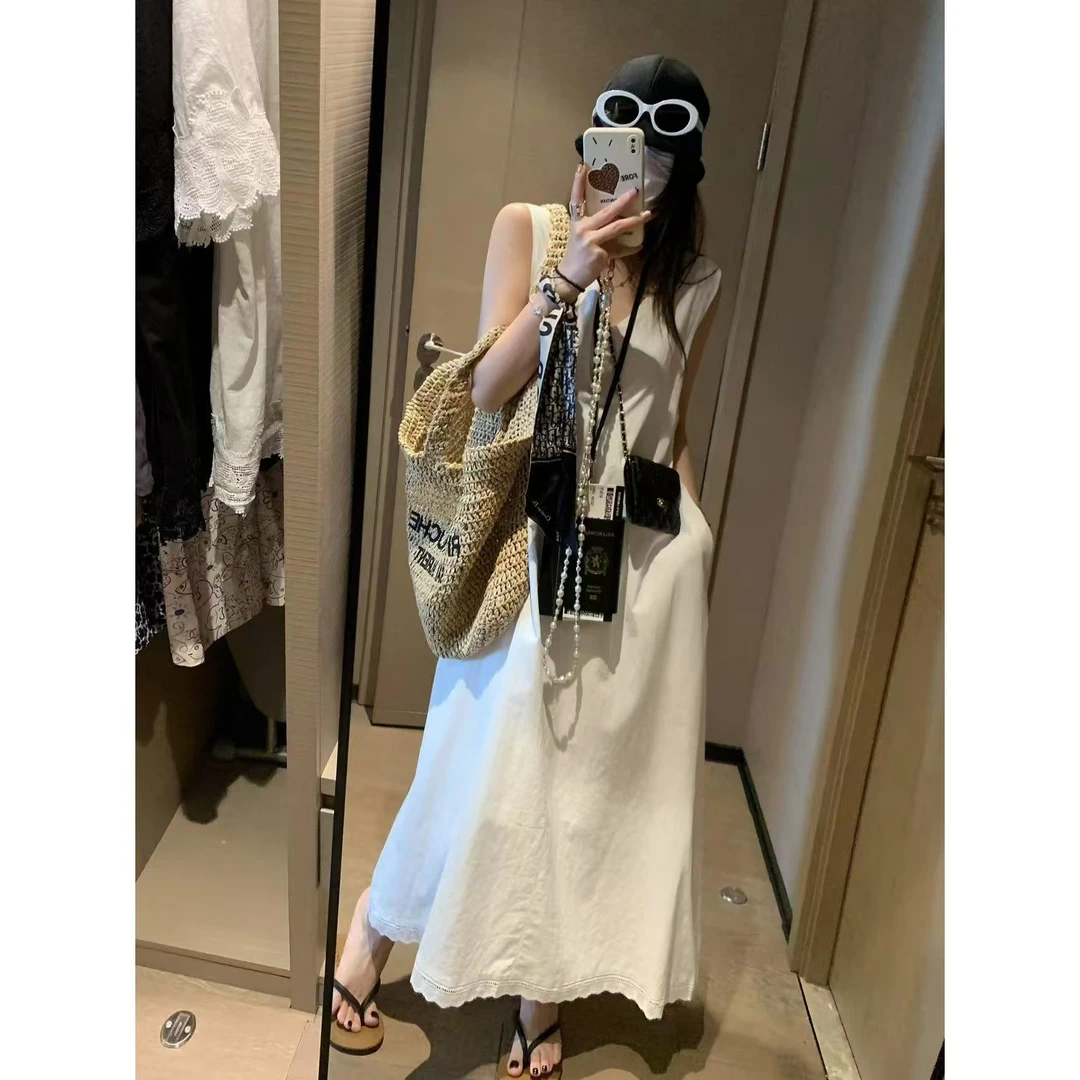 SP【不想瘦都难】勾花镂空纸片人亚麻背心裙长款连衣裙