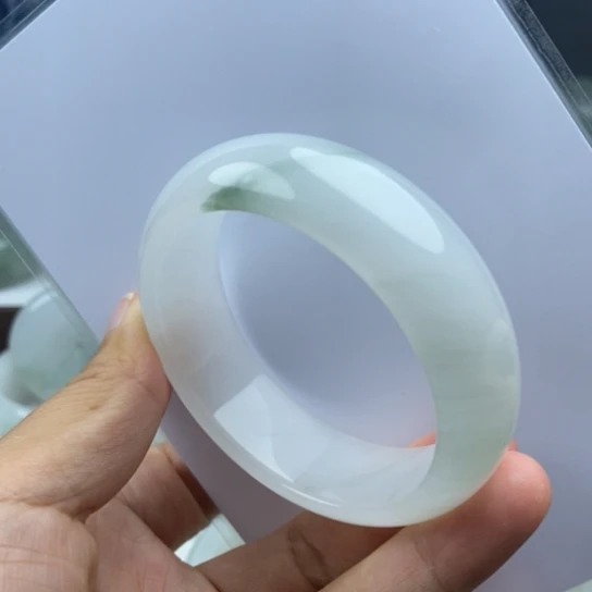 石英质玉（金丝玉）未镶嵌手镯