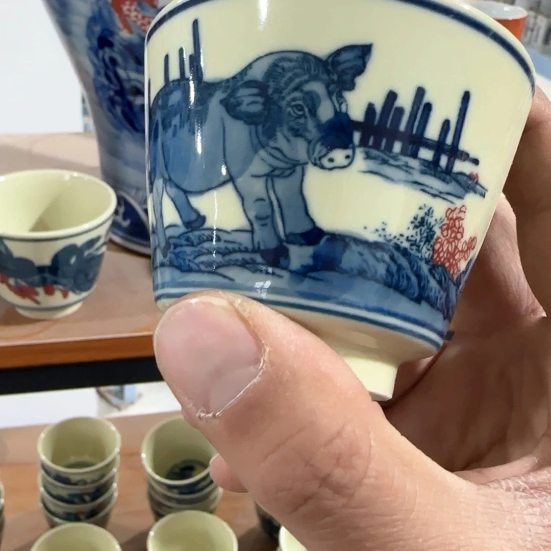 瓷片瓷器是在阿撸铁后开始出现后