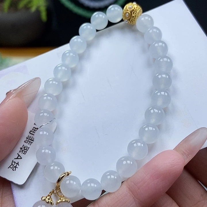 翡翠挂件未镶嵌的