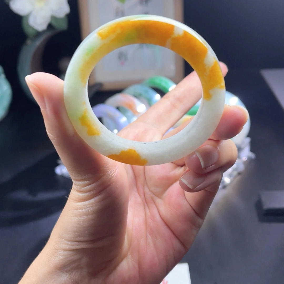 定制翡翠未镶嵌天然翡翠手镯