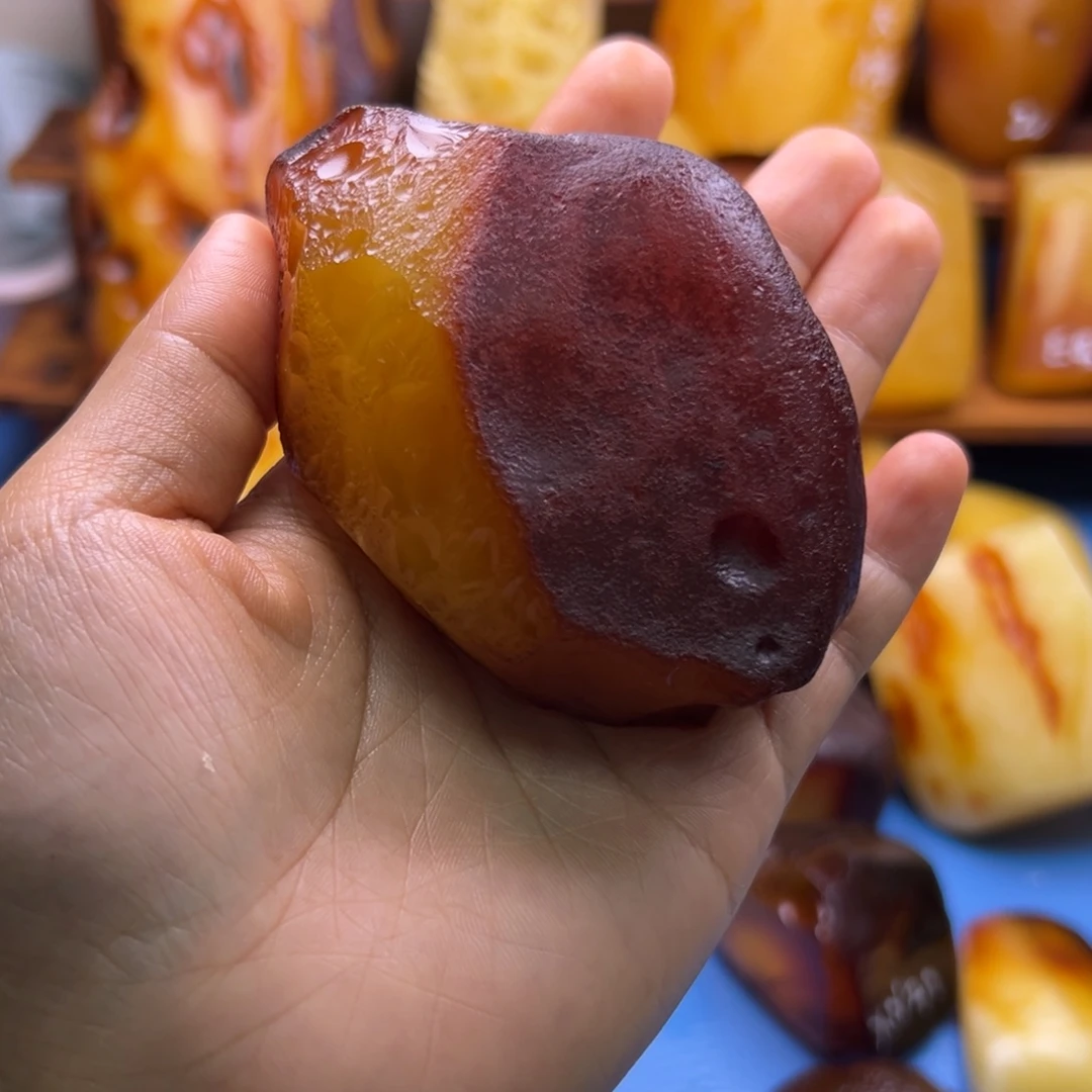 爱***岭定制琥珀未镶嵌琥珀蜜蜡
