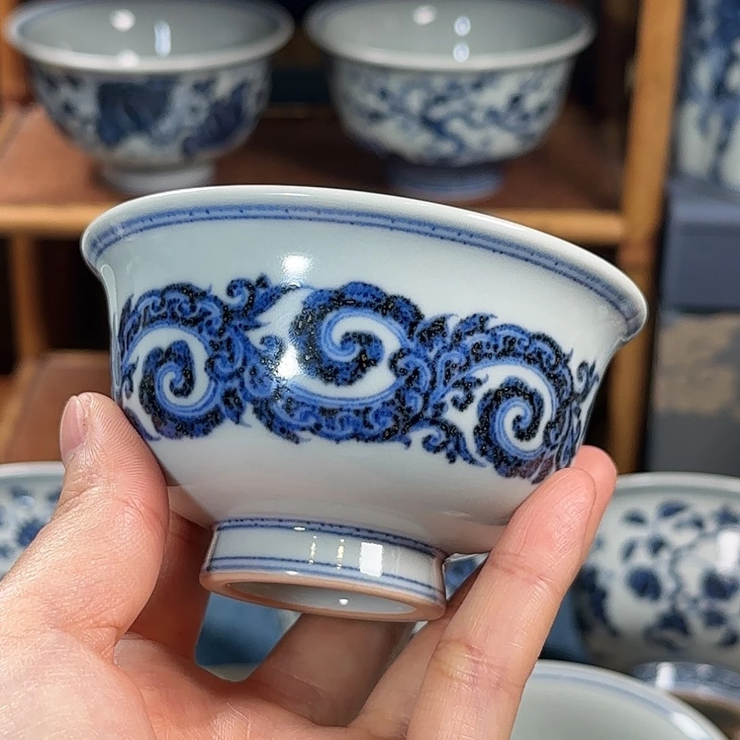 唐草纹压手杯五云随安