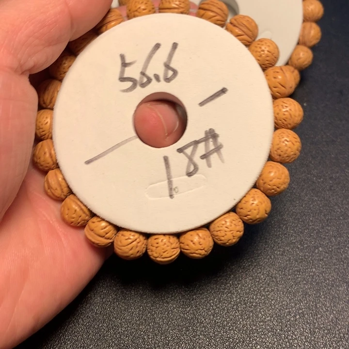 手串桃核18号健健康康了