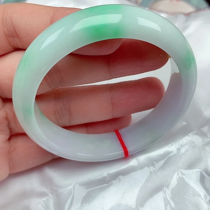 翡翠未镶嵌手镯60～61白底青轮胎手镯