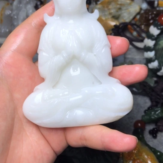 袁***真和田玉未镶嵌把件总价120