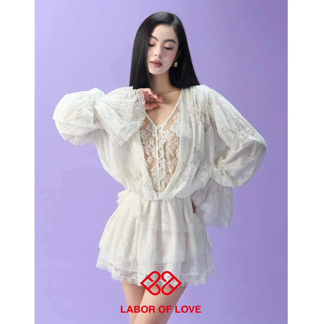 Labor of Love 维纳斯 原创设计重工镂空蕾丝白色深V长袖连衣裙