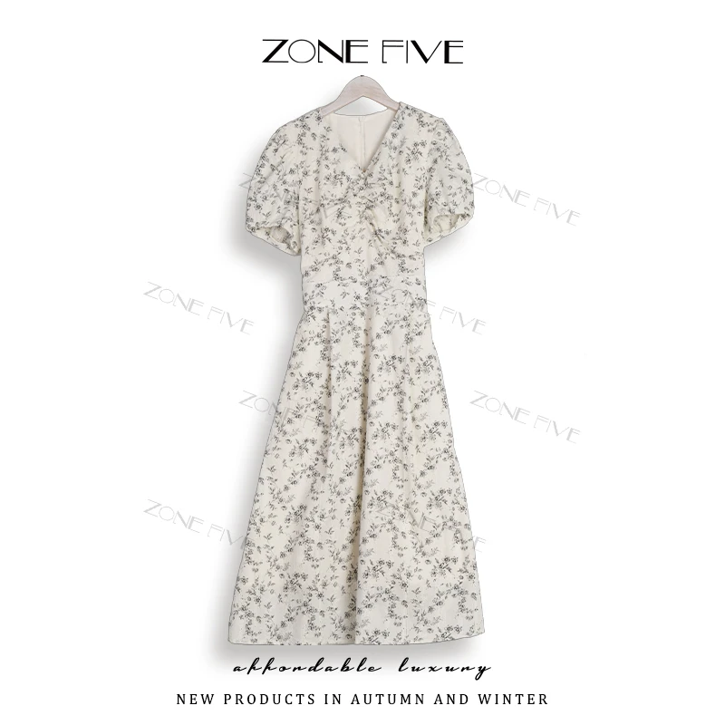 【zonefive】安琪v领复古新中式国风碎花刺绣吊带连衣裙短袖长裙M36