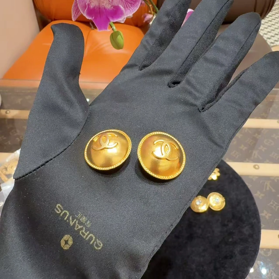 99新 Chanel/香奈儿 522-vintage 金色圆形双C耳夹