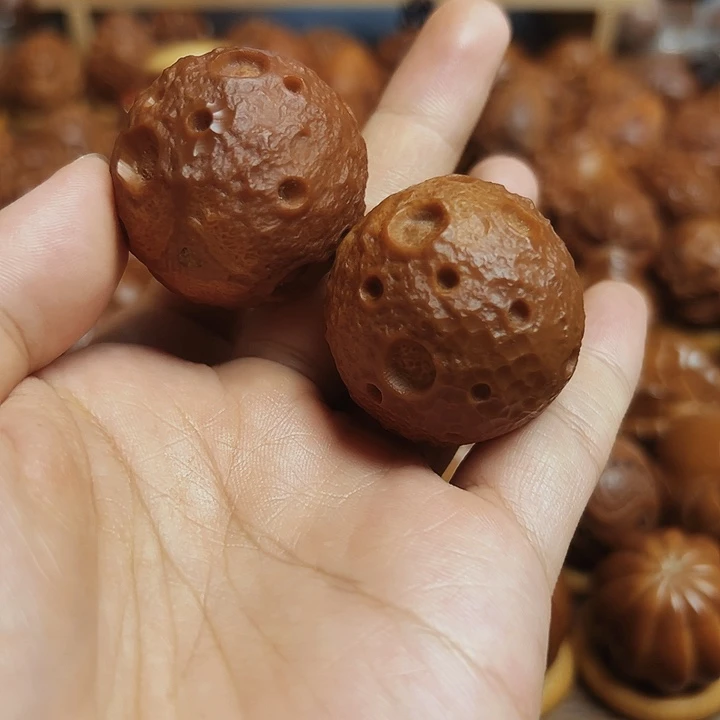 橄榄核把件卡36星球一颗