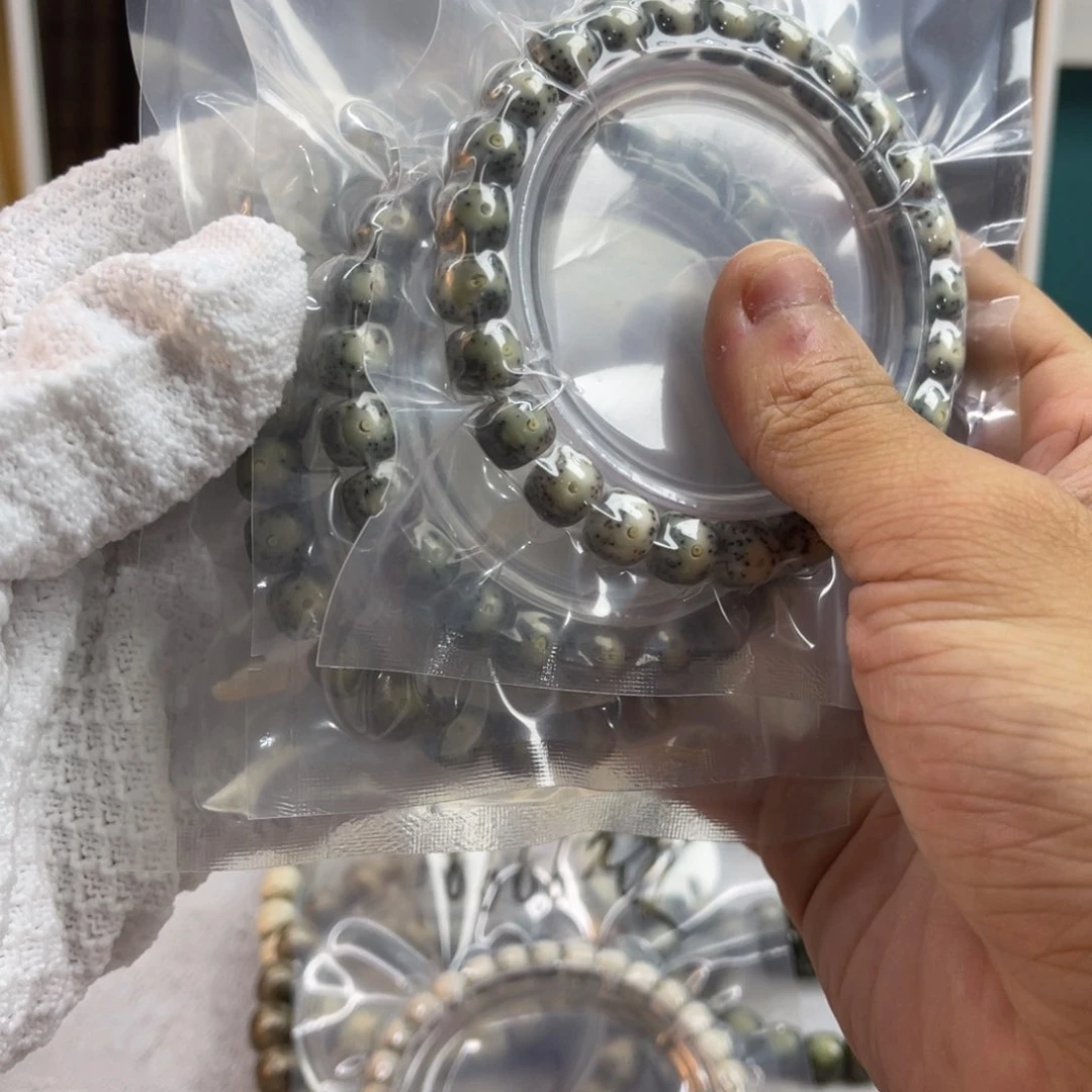 星月菩提吊坠B………………