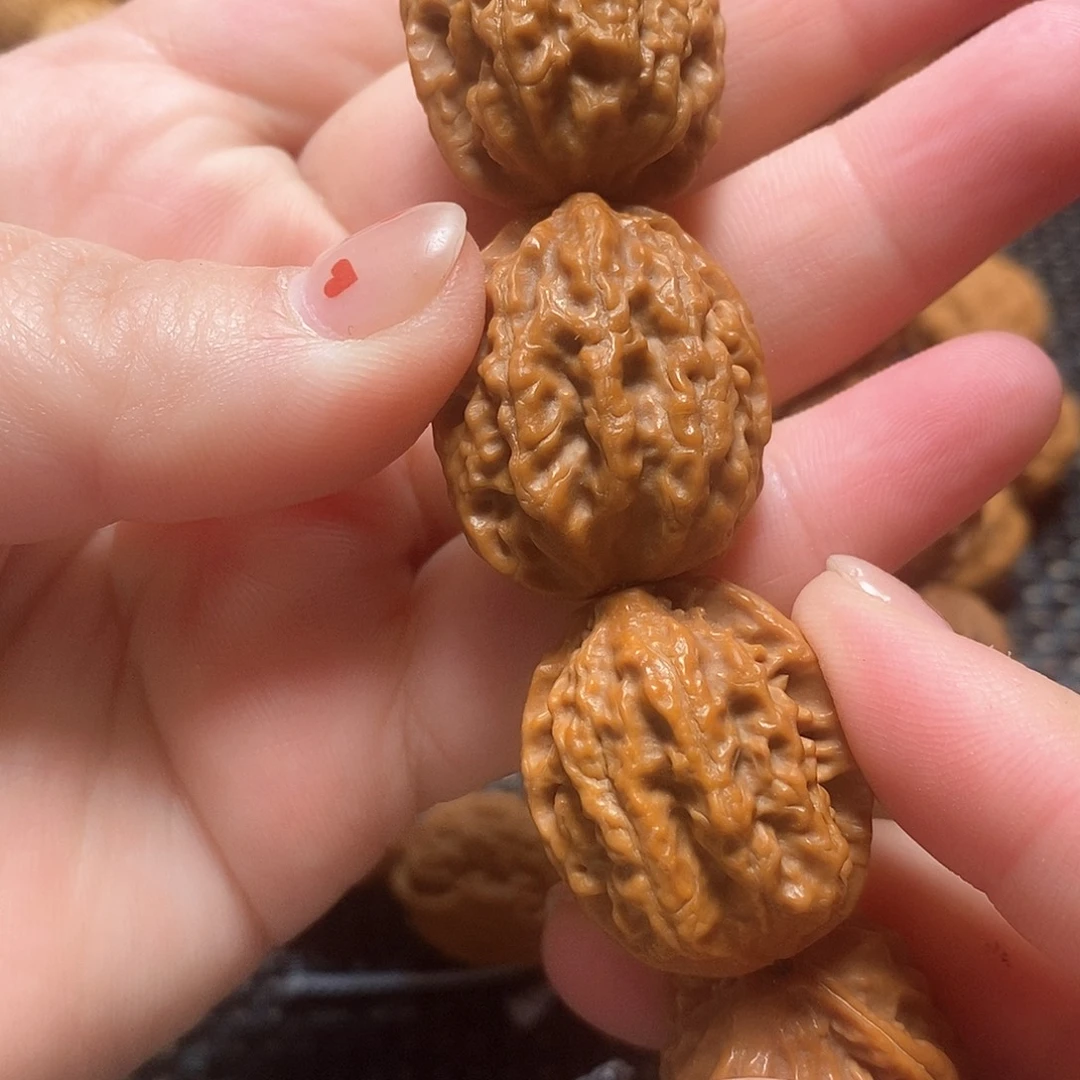 文玩核桃手串粗筋金蟾
