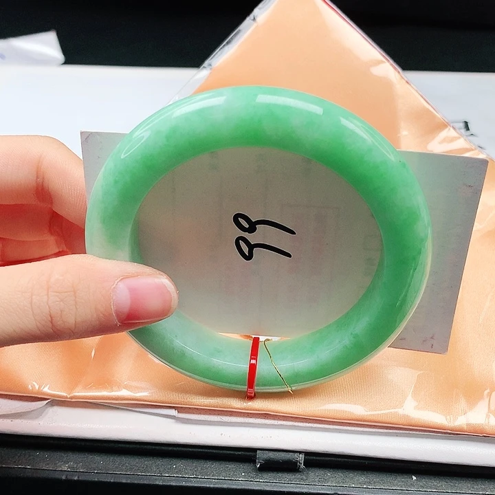 翡翠手镯未镶嵌缅甸天然a货手镯57+