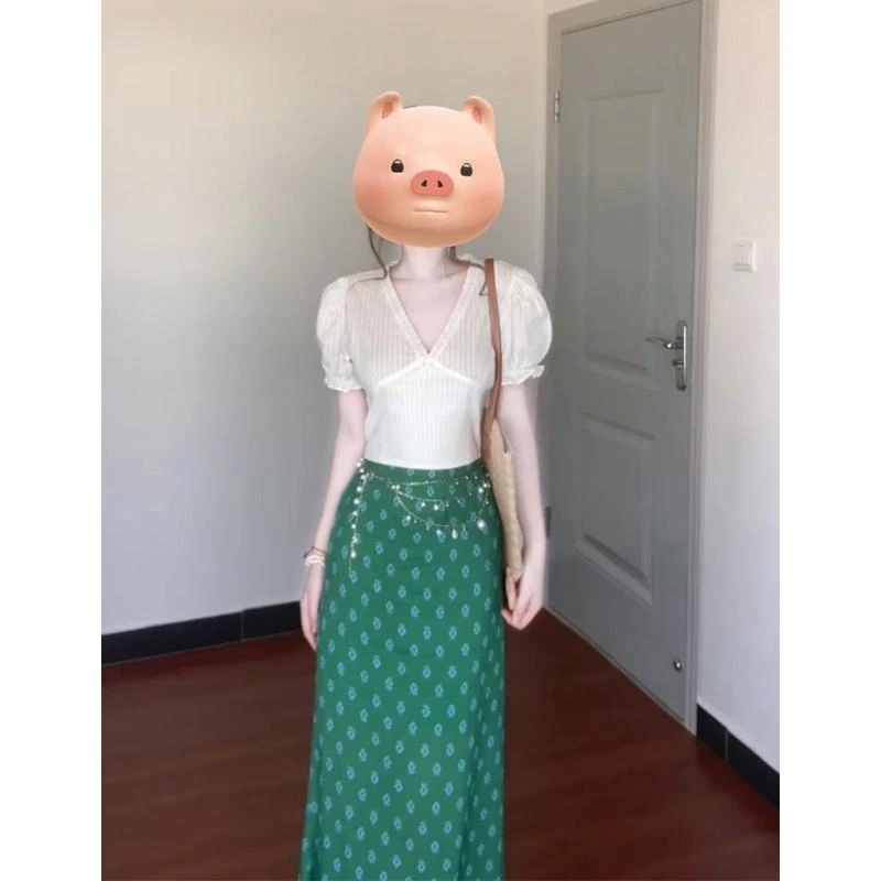 2025夏季新款法式气质泡泡袖花边V领上衣百搭高腰显瘦碎花半身裙