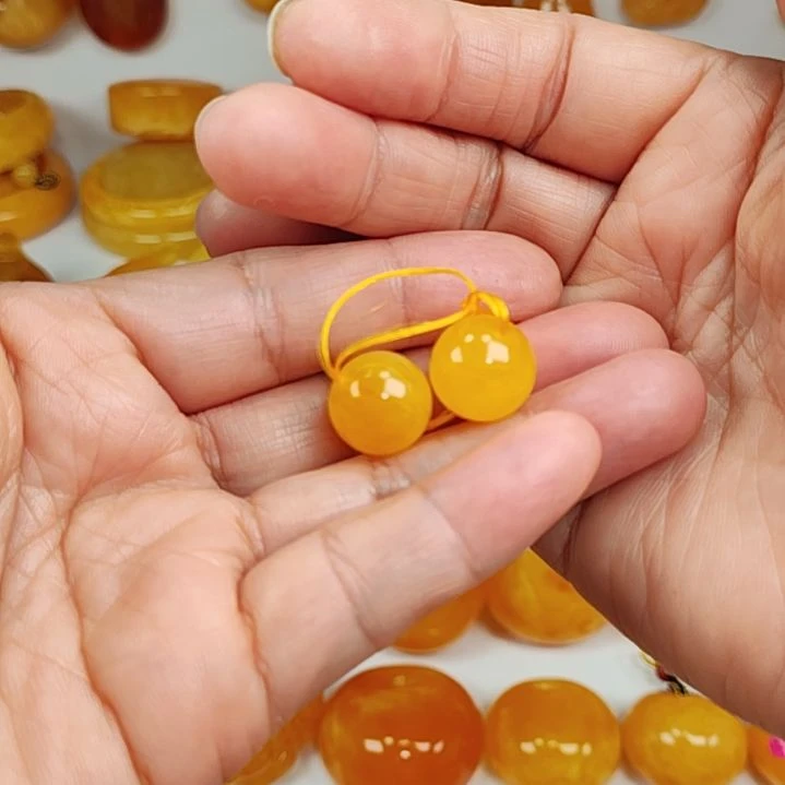 琥珀吊坠(赠链)未镶嵌W****g圆珠I3