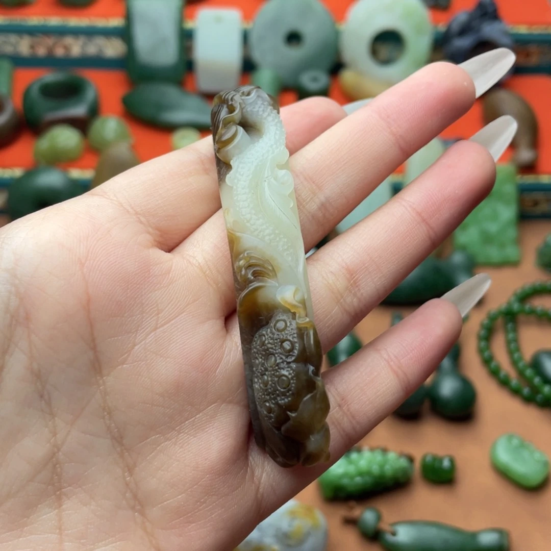 【闪购商品】和田玉颈饰未镶嵌不****。