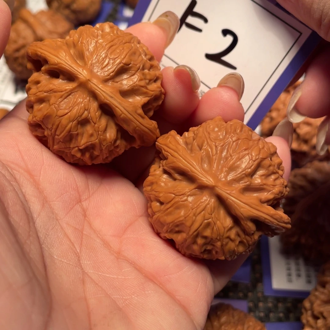 文玩核桃把件2号灯43