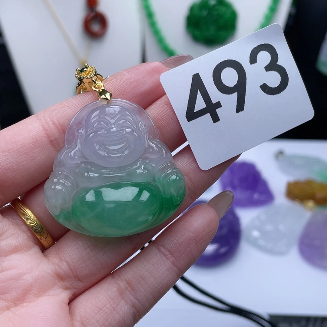 翡翠吊坠(赠链)未镶嵌