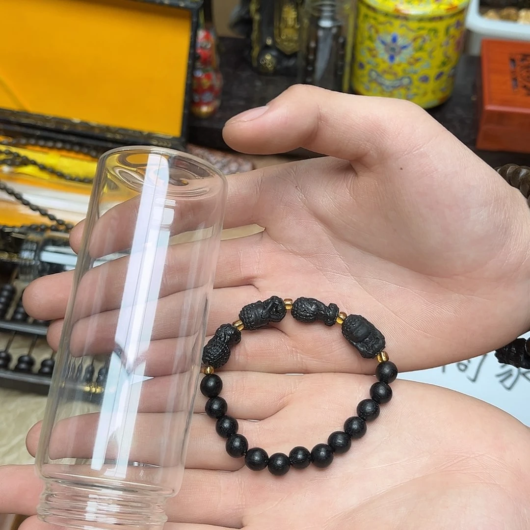 大叶紫檀（黑酸枝木类）