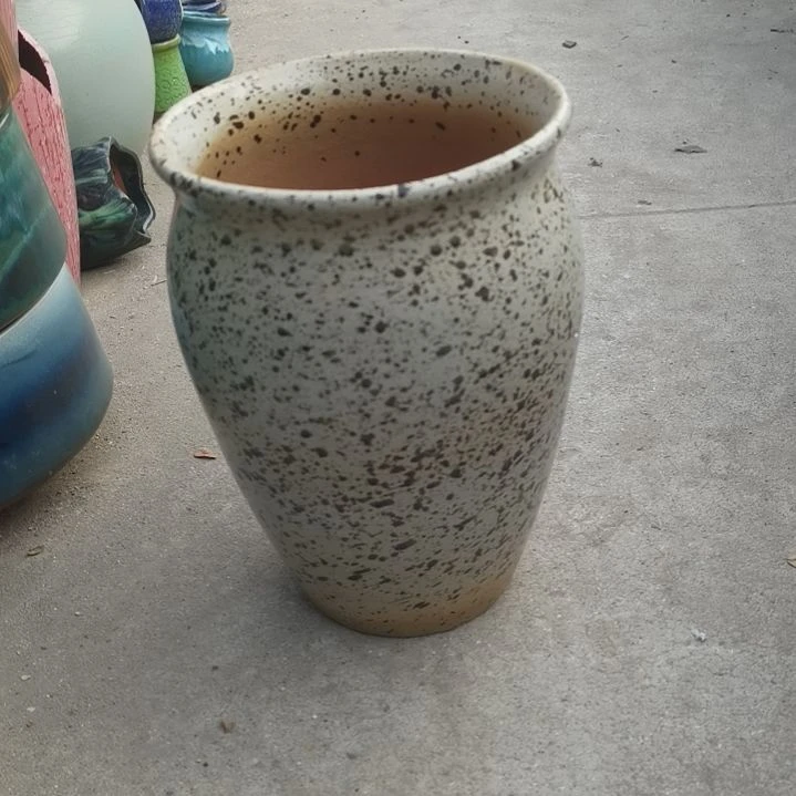 红陶口20高29瑕疵