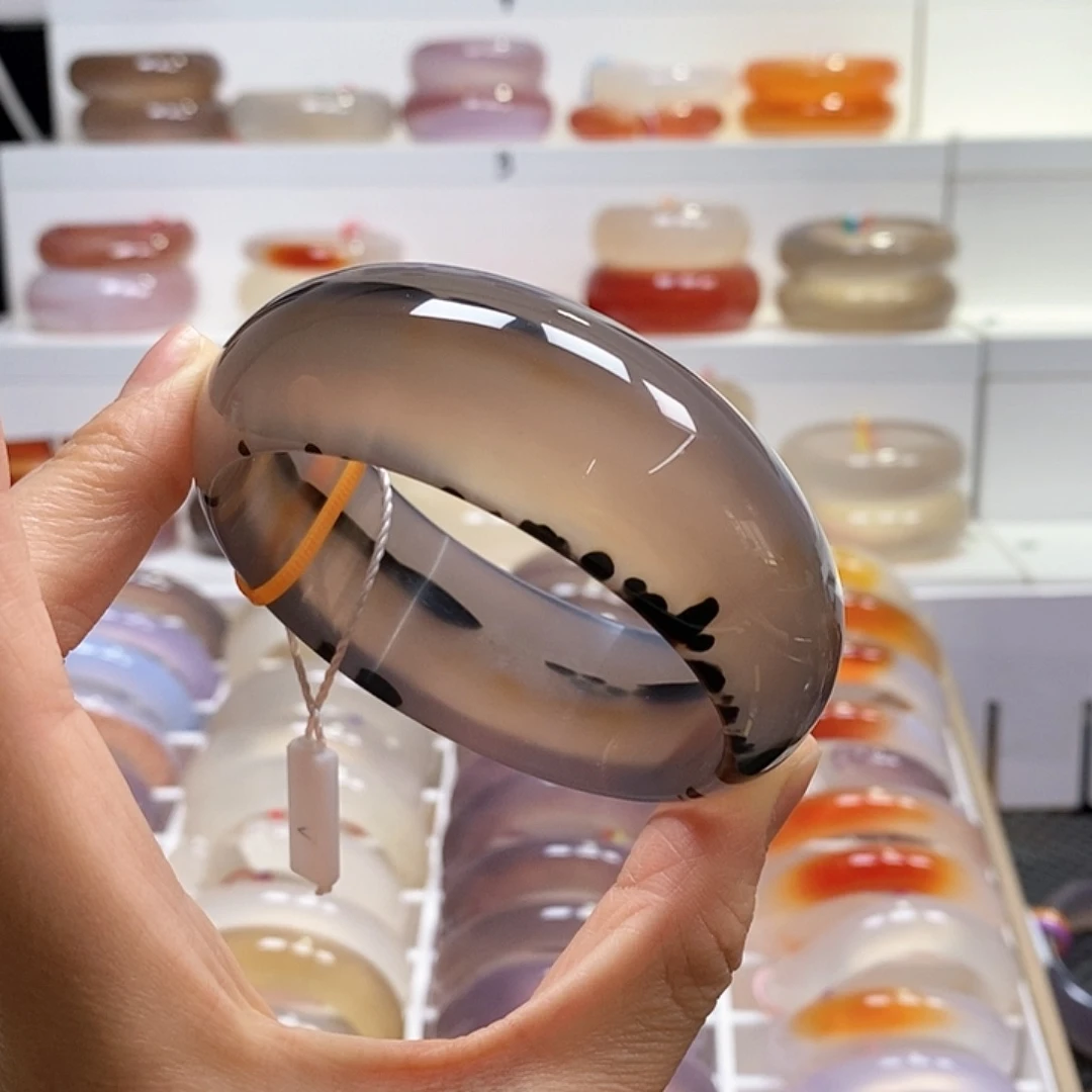 玛瑙/玉髓未镶嵌手镯