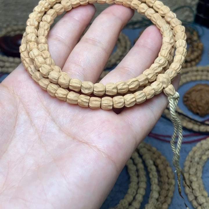 【闪购商品】吊坠柏香籽/百香籽