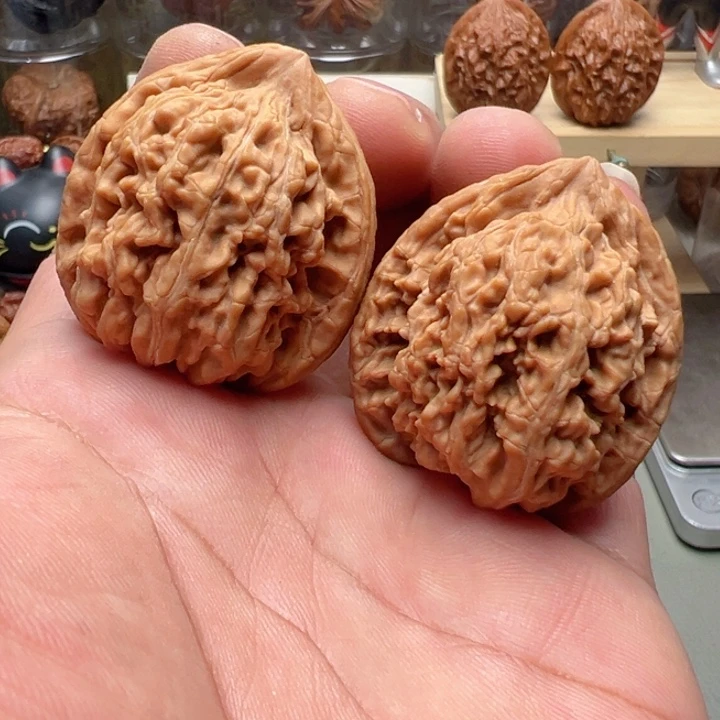 文玩核桃吊坠39尺全品蚂蚁王
