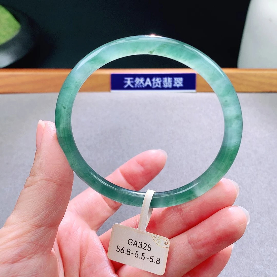 未镶嵌手镯翡翠天然翡翠手镯a货