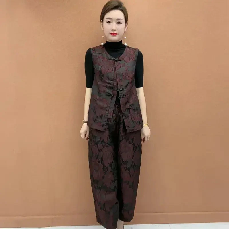 H秋季新款高档提花盘扣马甲大码休闲无袖坎肩背心马夹花苞裤套装