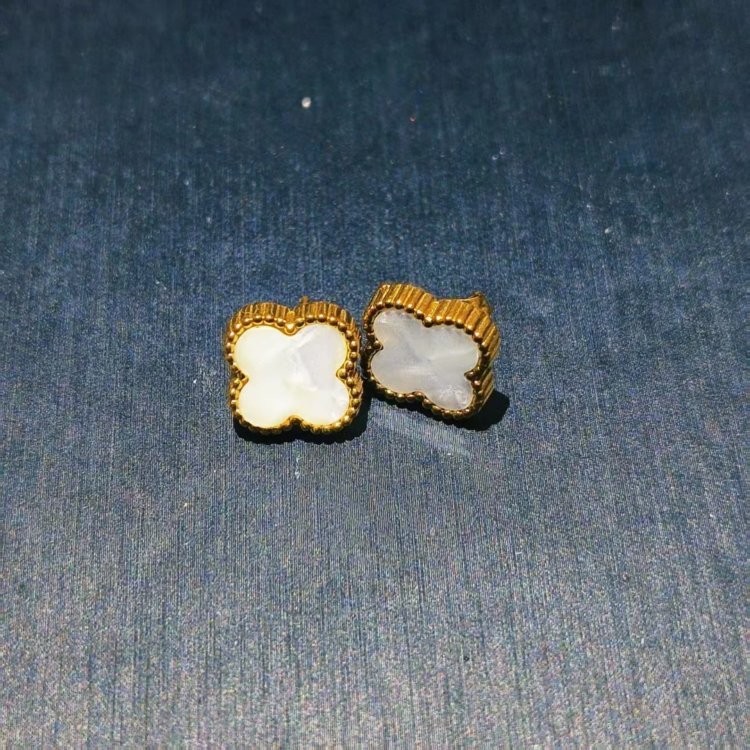 【南非定制】经典高级轻奢大气百搭耳饰aj420006