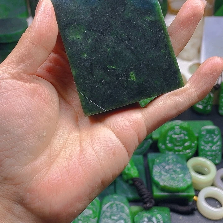 和田玉未镶嵌珠宝半成品