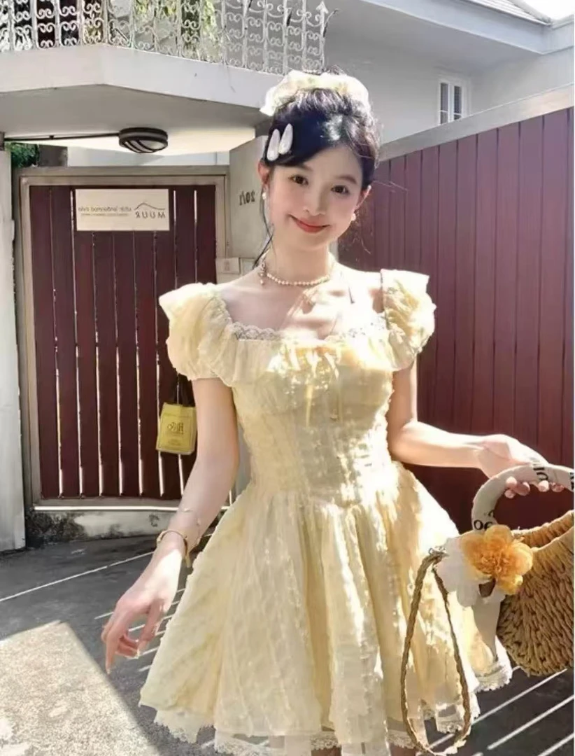 甜美法式方领裙子大码连衣裙泡泡袖气质初恋夏季公主显瘦6365