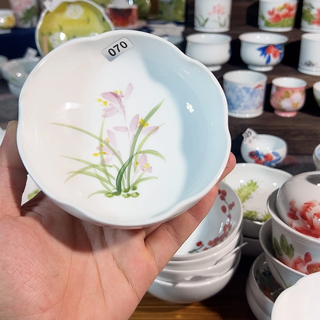景德镇手工手绘陶瓷5寸花口碗