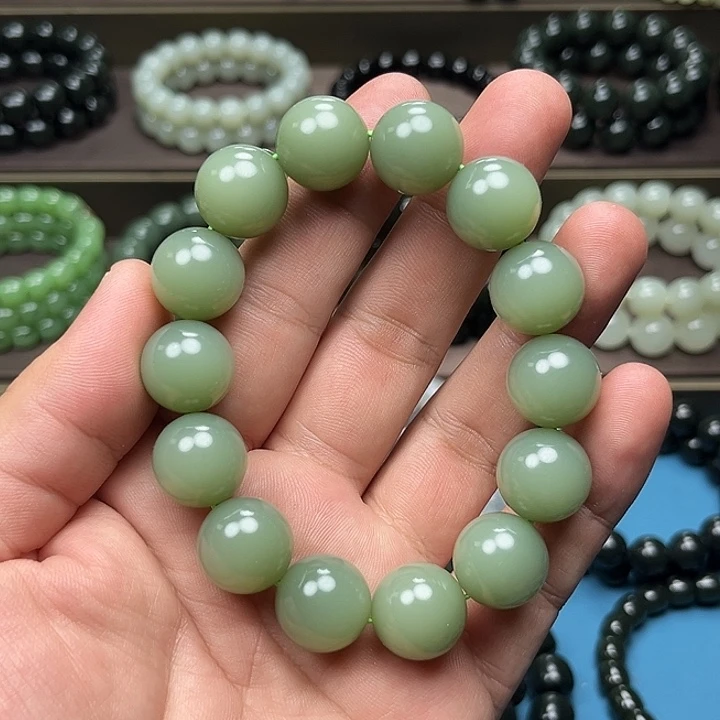 和田玉未镶嵌手链