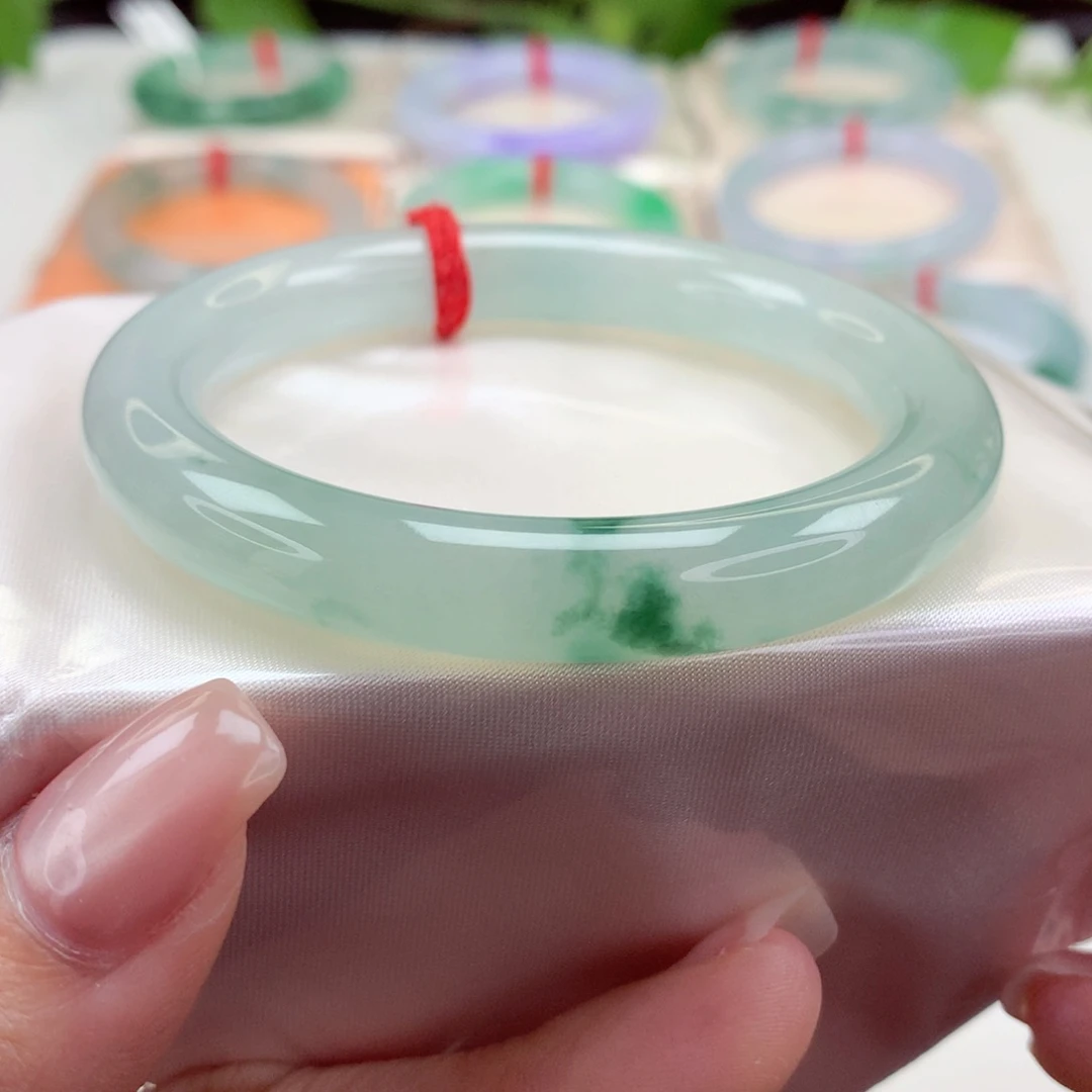 未镶嵌手镯（圆镯）翡翠54.7果冻胶底 0毛孔0瑕疵 小柒