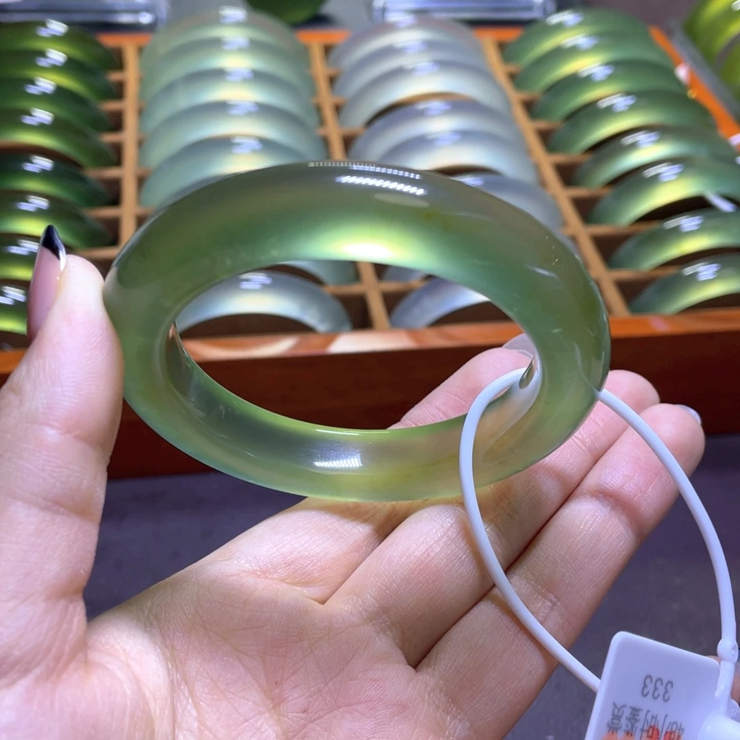 未镶嵌岫玉手镯5455