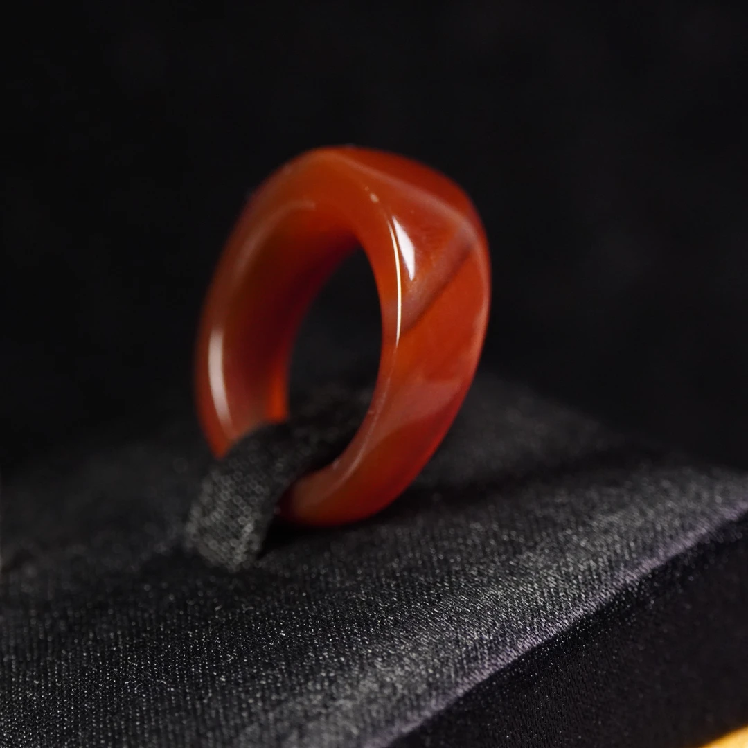 十九世纪红玛瑙马蹄型戒指FY251015168