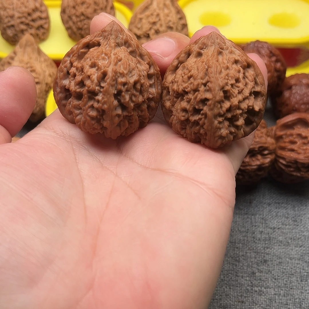 吊坠猴头核桃满天星