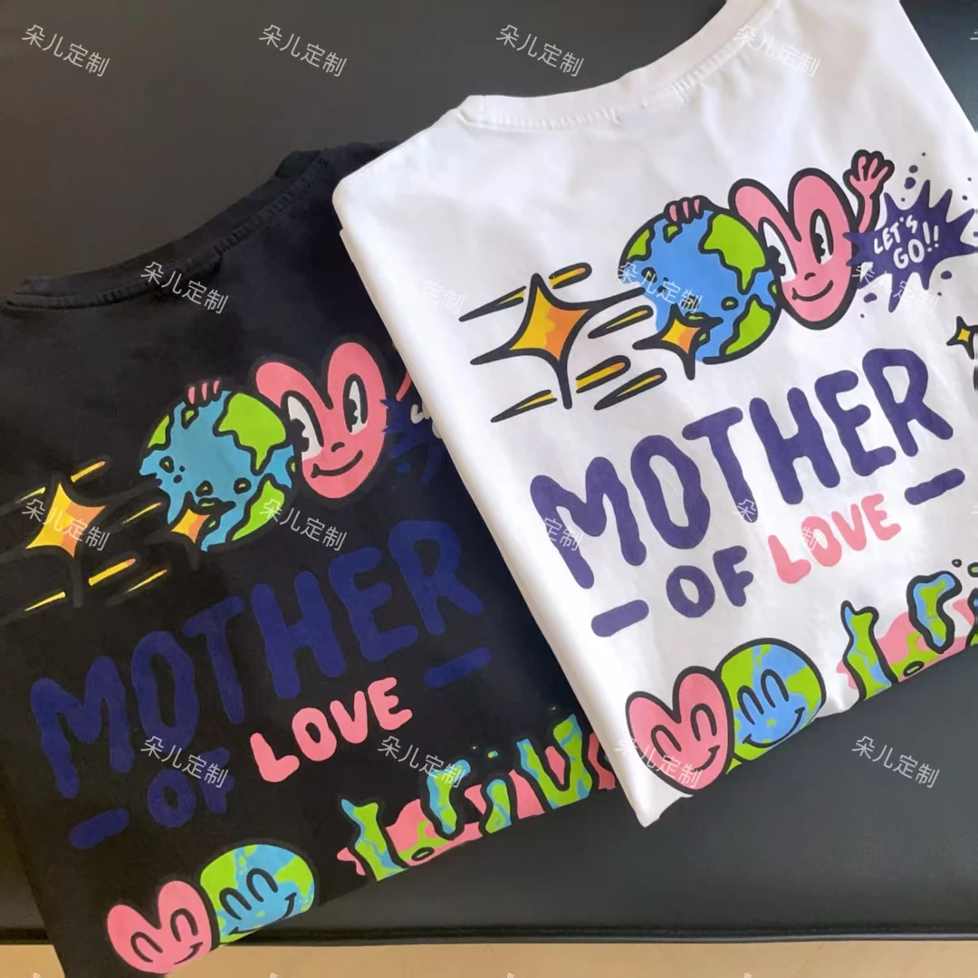 朵儿定制 【爱心地球】韩系宽松情侣版休闲圆领短袖 IT04