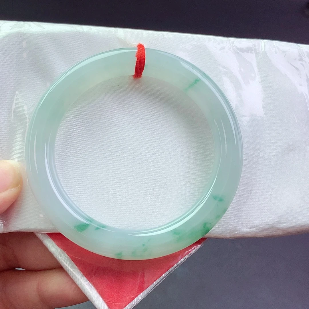 【闪购商品】未镶嵌手镯翡翠a 8036011