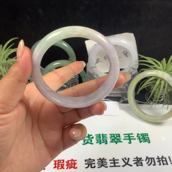 翡翠未镶嵌手镯26