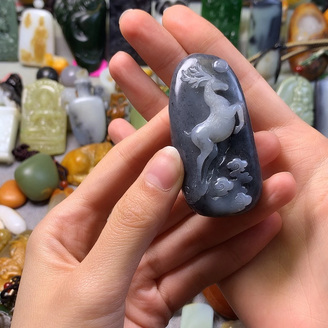 颈饰未镶嵌和田玉