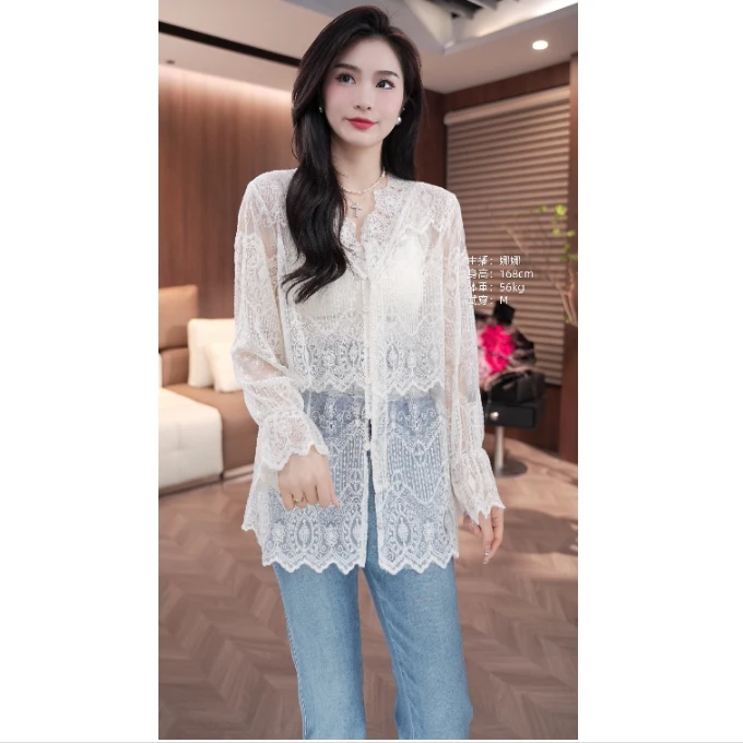 [麦霓严选]温柔风蕾丝钩花镂空长袖衬衫9030