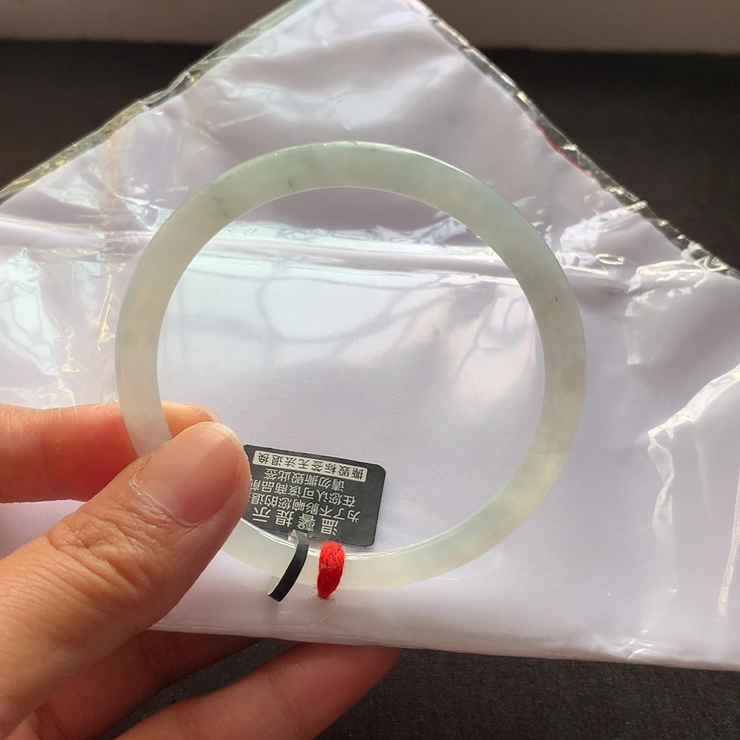 翡翠未镶嵌手镯56