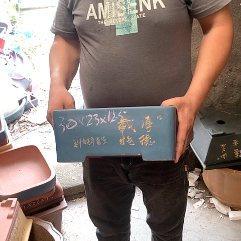 紫砂花盆手工艺品