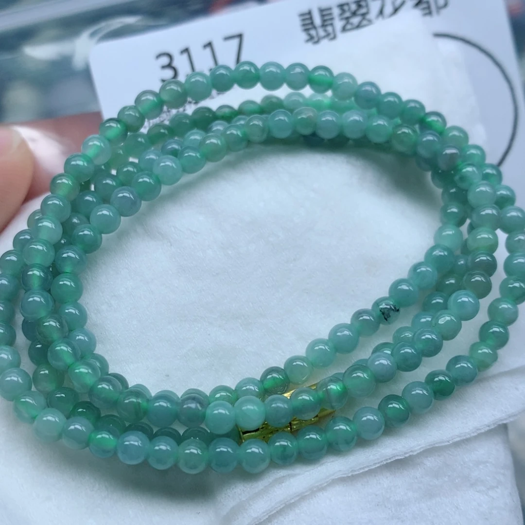 翡翠颈饰未镶嵌手串