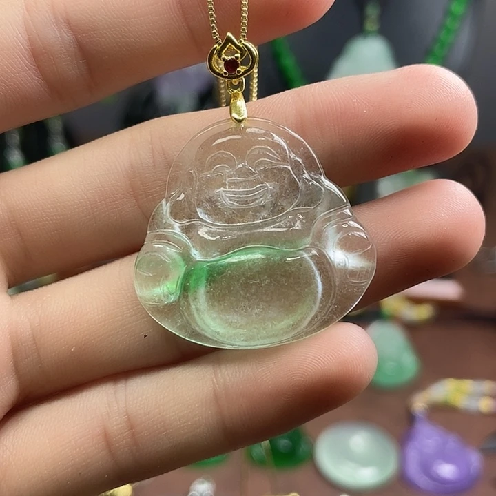 翡翠未镶嵌吊坠(赠链)