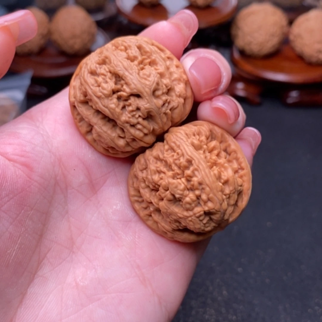 【闪购商品】文玩核桃把件开*啊粗筋35